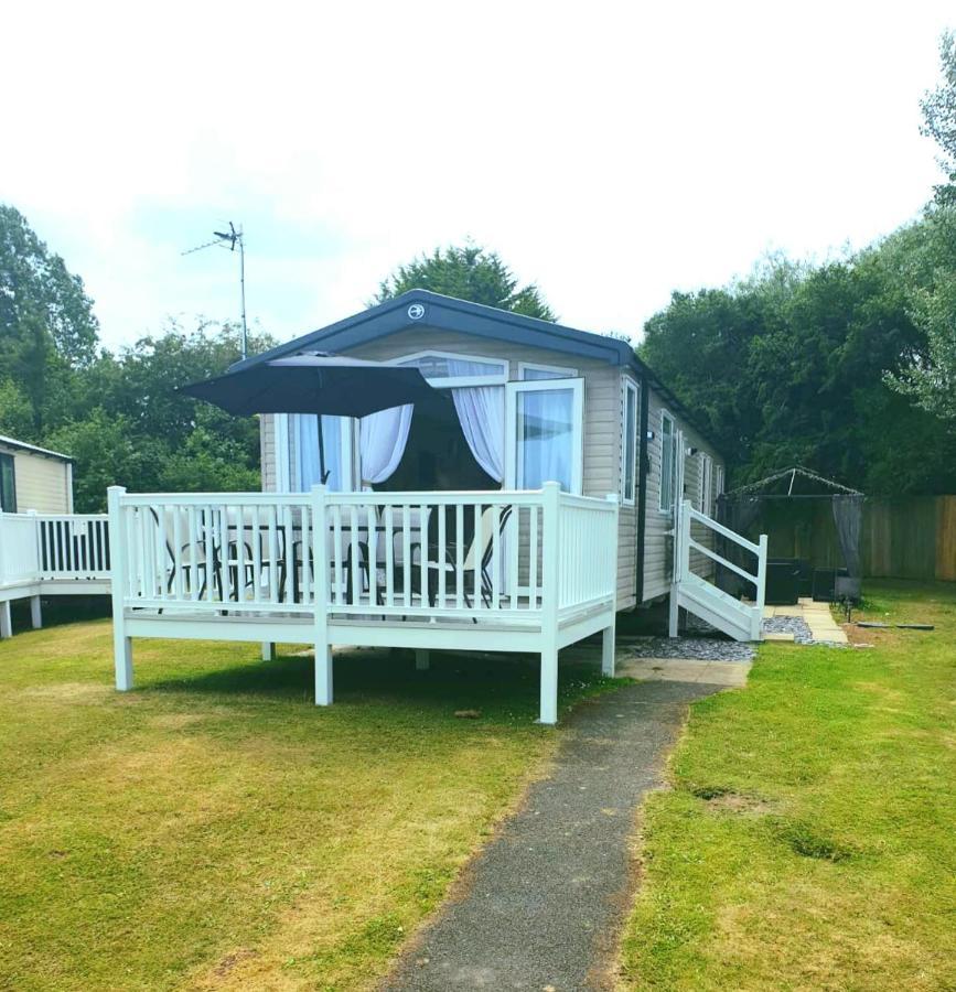 Luxury Latest Model Holiday Home Blackpool Exterior photo